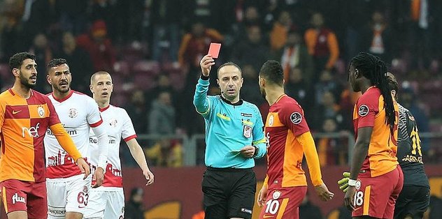 Belhanda’nın kartı üzücü