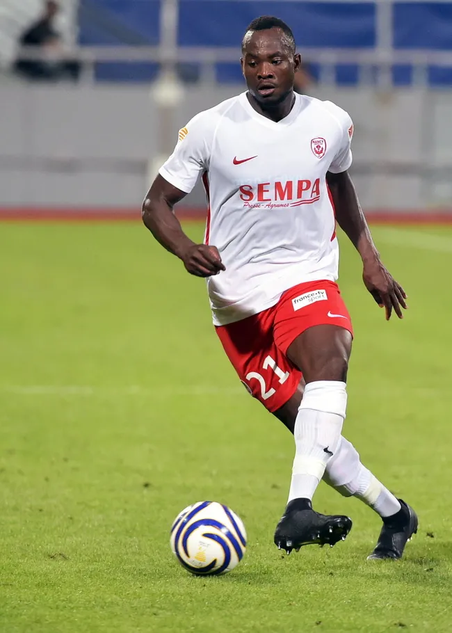 Trabzonspor Nancy'nin 24 yaşındaki stoperi Sega Coulibaly ile ilgileniyor - 2