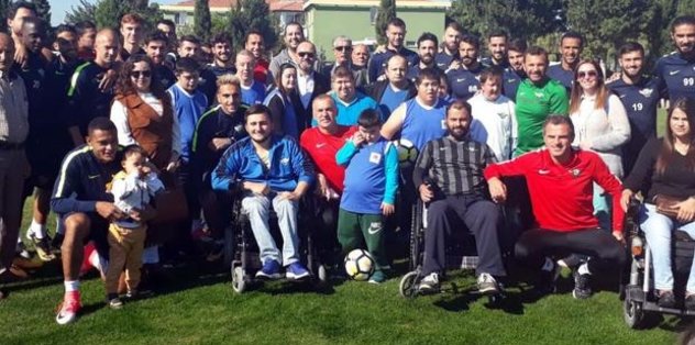 Akhisarspor'un özel misafirleri