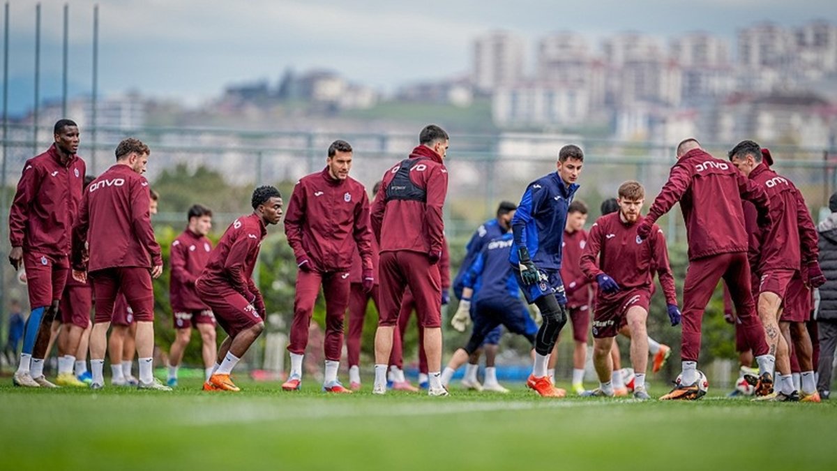 Trabzonspor'da tek yol 3 puan! İşte Fatih Tekke'nin Alanyaspor maçı 11'i