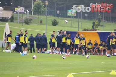 İşte Fenerbahçe'de Muriç'i yedekleyecek golcü!