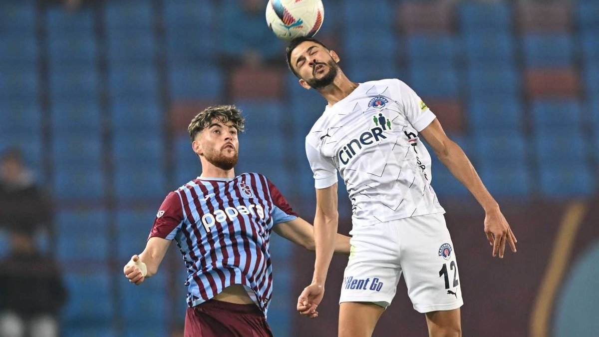 Kasımpaşa'da Ben Ounes Galatasaray'a karşı cezalı duruma düştü