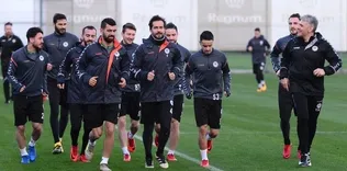 Atiker Konyaspor hazırlıklarını sürdürüyor