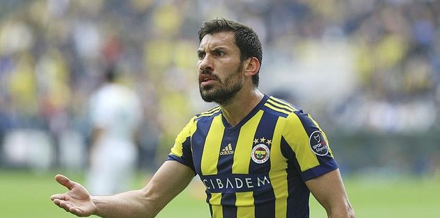 Şener Özbayraklı 3 yıl Galatasaray'da