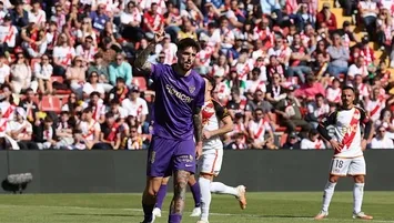 Elche deplasmanda 3 golle galip!
