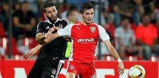 Skenderbeu 4'te 4 yaptı