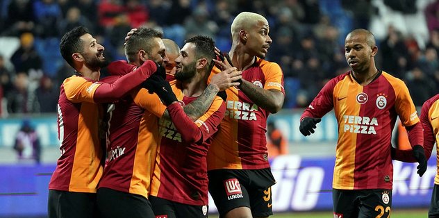 Fatih Terim 6 oyuncusunu hayata döndürdü