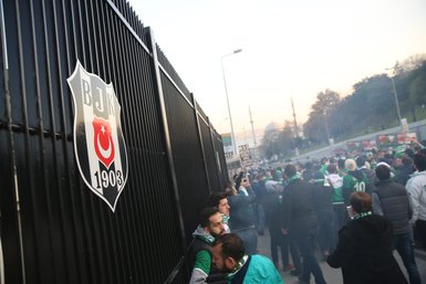 Bursa taraftarı Beşiktaş’a akın etti