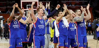 Anadolu Efes tarihe geçmenin eşiğinde