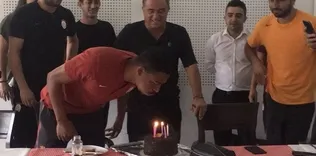 Galatasaray’da doğum günü kutlaması