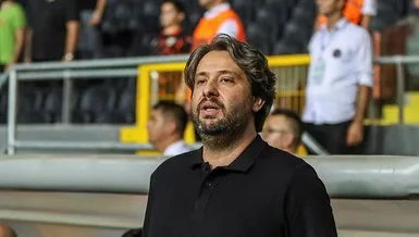 Adanaspor’da Pulat gitti