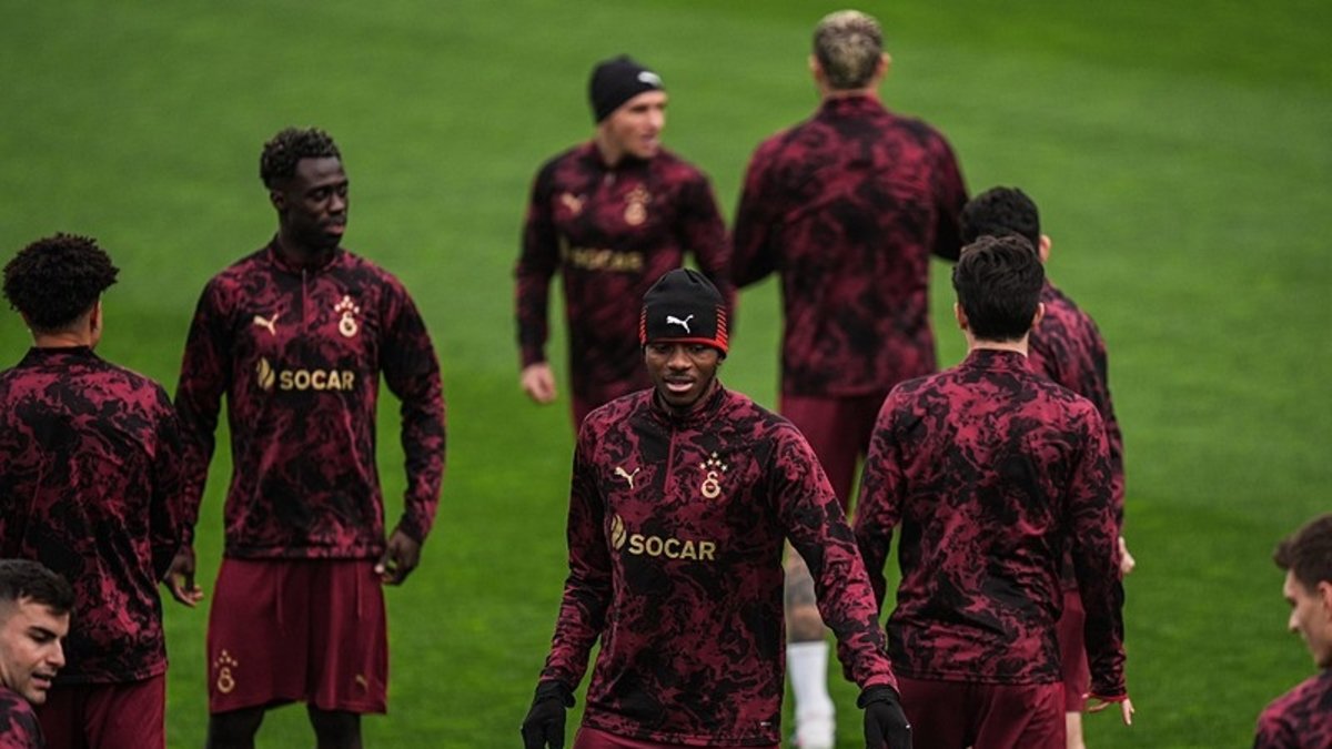 Yunus Akgün ve Wilfried Singo, Galatasaray'la İngiltere'ye Uçuyor mu? - Görsel 1