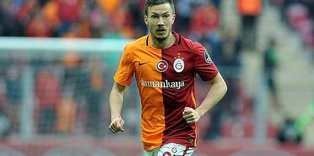 Kim gidecek: Sabri mi Linnes mi?