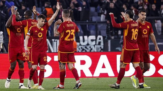 Roma 4-0 Brighton (MAÇ SONUCU-ÖZET) | Roma sahasında dört dörtlük!