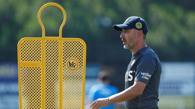 Fenerbahçe'de yabancı operasyonu! Kalacak ve gidecek isimler netleşti