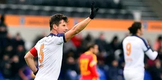 Başakşehir bıraktığı gibi