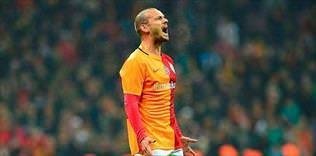İngiltere'den Sneijder iddiası