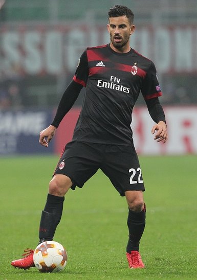 Fenerbahçe Milan forması giyen Mateo Musacchio’nun peşinde!