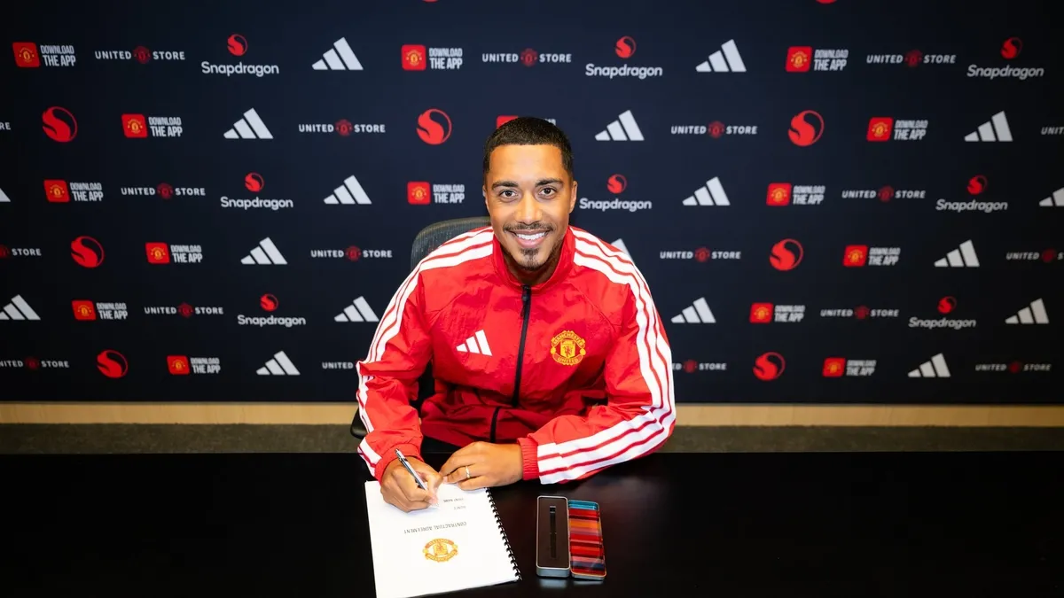 Manchester United Youri Tielemans'ı transfer etti!