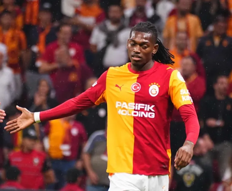 rafael-leao-fenerbahce-derbisinde-forma-giyebilecek-mi-1792315597338.png