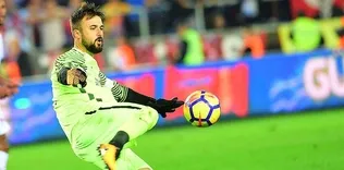 Onur’dan süper kurtarışlar