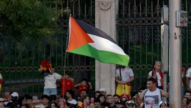 Şampiyon İspanya, Filistin'i unutmadı!