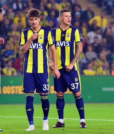 Rangers gözünü Fenerbahçe’den Skrtel’e dikti