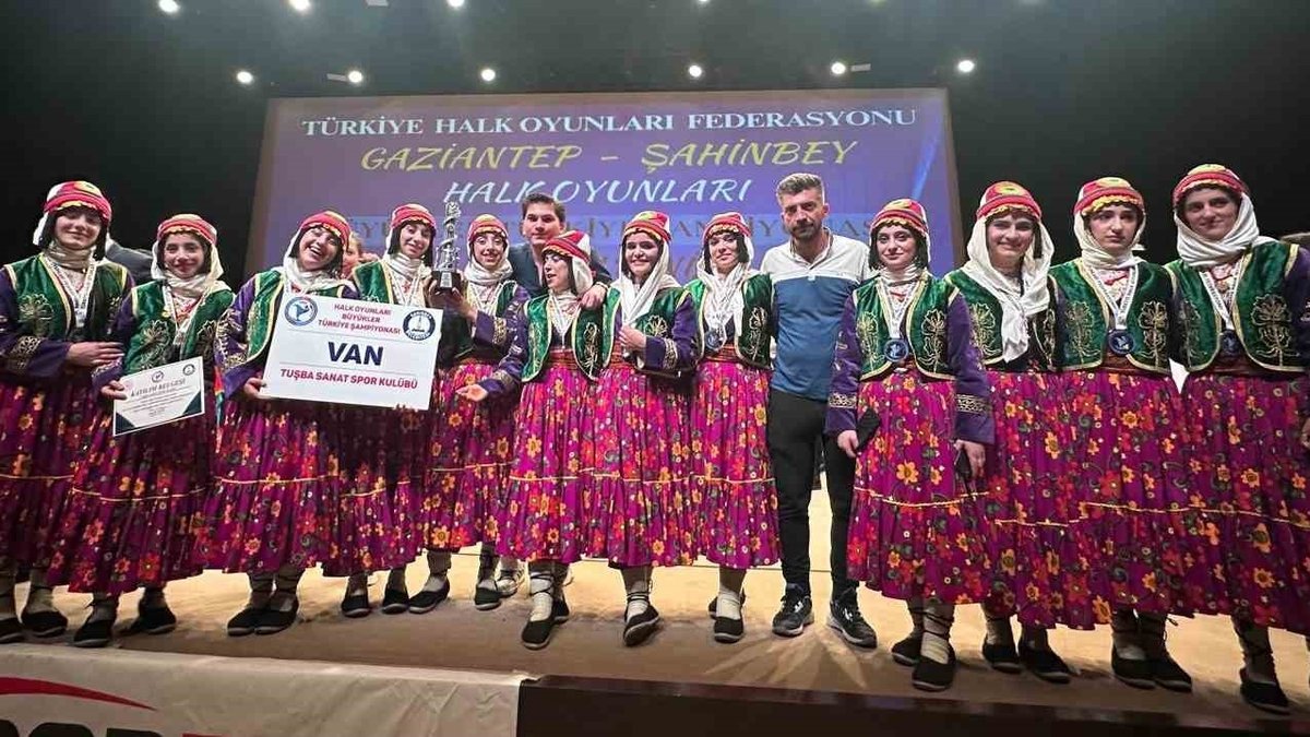 Tuşba Sanat Spor Kulübü üst üste ikinci kez Türkiye ikincisi oldu!