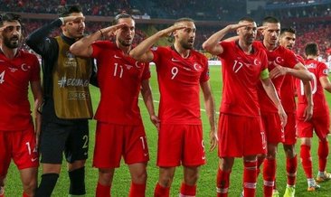 A Milli Takım futbolcularından Mehmetçik'e destek