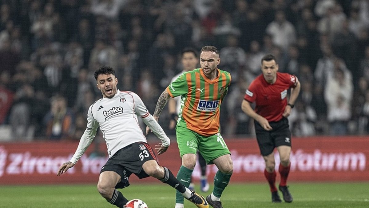 Beşiktaş'ta Emirhan Topçu: Kupanın en büyük adayı biziz!