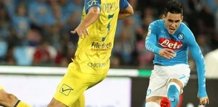 Napoli zirve takibini sürdürdü