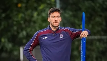 Umut Nayir siftah yaptı