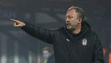 Beşiktaş'ta Sergen Yalçın Galatasaray taktiğini belirledi!