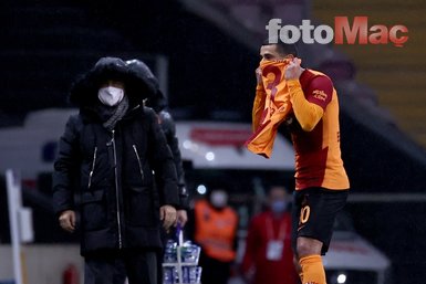 Son dakika spor haberleri: Galatasaraylı Belhanda ezeli rakibe! Görüşme gerçekleşti