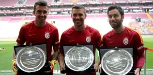 Muslera’dan ikinci dalya