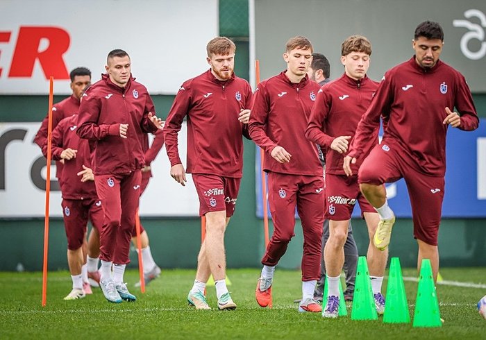 galatasaray-trabzonspor-derbisi-muhtemel-11ler-galatasaray-trabzonspor-maci-ne-zaman-saat-kacta-hangi-kanalda-1761972139715.jpeg Galatasaray - Trabzonspor derbi hangi kanalda?