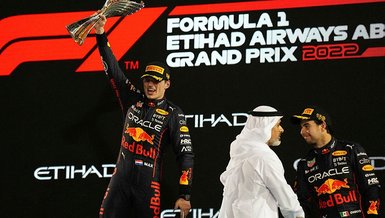 Formula 1  Abu Dabi Grand Prix'sinde kazanan Max Verstappen