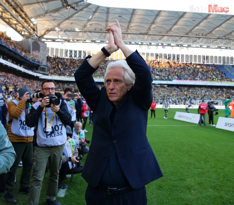 FENERBAHÇE TRANSFER HABERLERİ | Fenerbahçe'yi kendisi açıkladı! Sezon başında 4.5 milyon €...