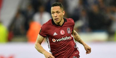 Adriano için 7 milyon euro