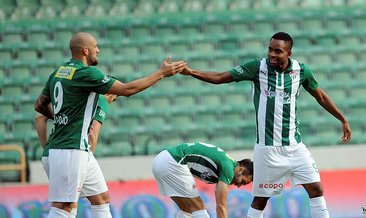 Bursaspor Fernandao-Bakambu ikilisini mumla arıyor