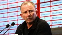 Beşiktaş’tan Sergen Yalçın açıklaması!