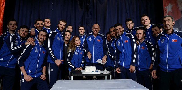 Arkas Spor'da Glenn Hoag’a doğum günü sürprizi