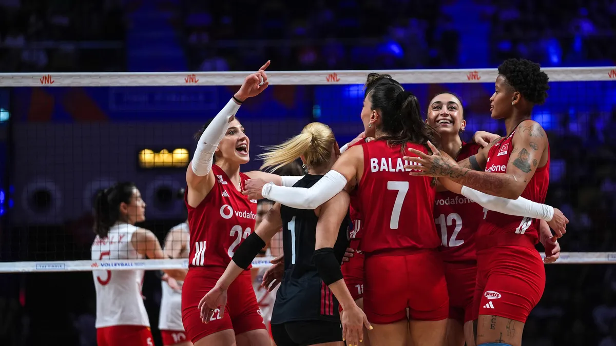 Türkiye kadın voleybol takımı, Milletler Ligi finaline çıktı; rakibi Brezilya oldu