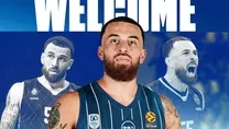 Mike James, A.Efes’te