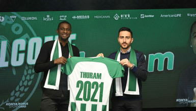 İmza attı inanamadı