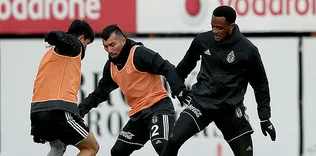Beşiktaş’ın yeni transferi idmana çıktı!