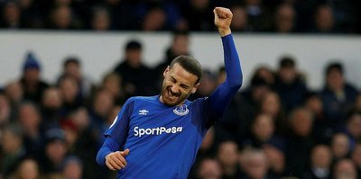 Cenk Tosun'lu Everton bir puana razı oldu