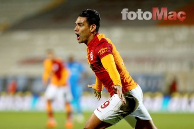 Galatasaray Falcao ile yollarını ayırmaya hazırlanıyor! Yerine o yıldız geliyor