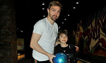 Caner Erkin Isyan Etti Dus Artik Yakamdan Fotomac