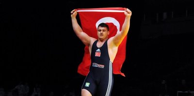 Türk güreşçiler zirvede